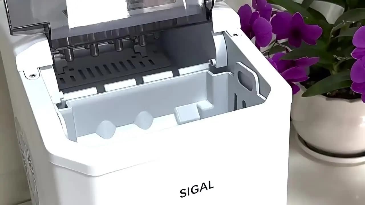 Ice Machine Home Portable Intelligent Small Power Automatic Small Customized Processing Ice Machine