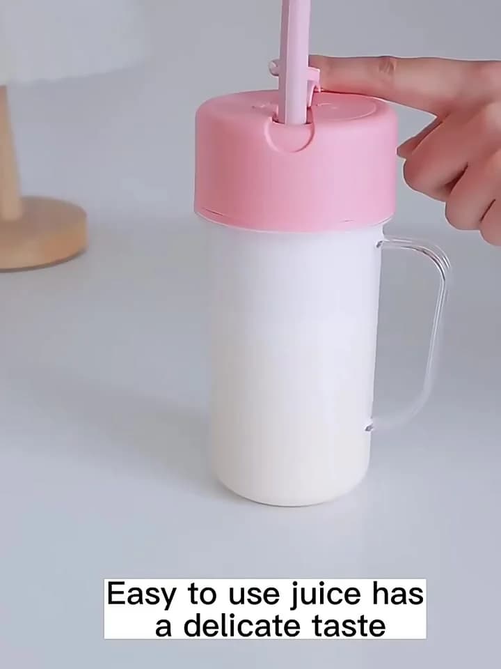 New Fashionable Household Electric Small Portable Mini Juicer Rechargeable Multifunctional Juice Straw Juicing Cup