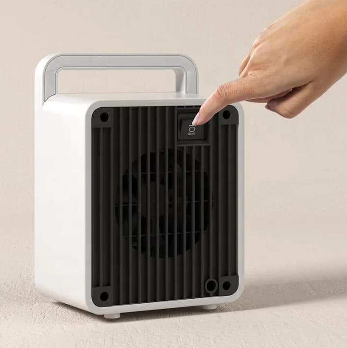 Compact and Portable Multi-scene Applicable Minimalist Design Heater Desk Mini Heater Winter Quick Heat Smart Electric Heater 7