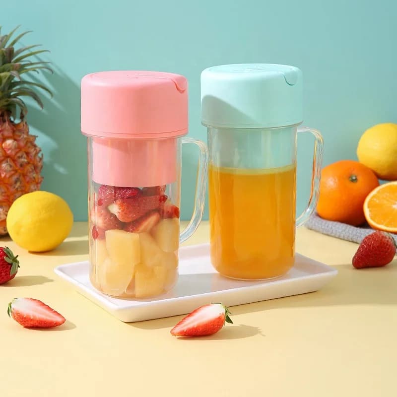 New Fashionable Household Electric Small Portable Mini Juicer Rechargeable Multifunctional Juice Straw Juicing Cup 2