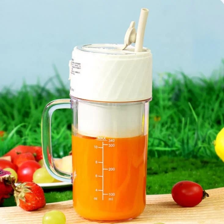 Simple and Durable Juice Cup Travel Camping Portable Electric Small Fruit Juice Extractor Multifunctional Juice Cup with Straw 4