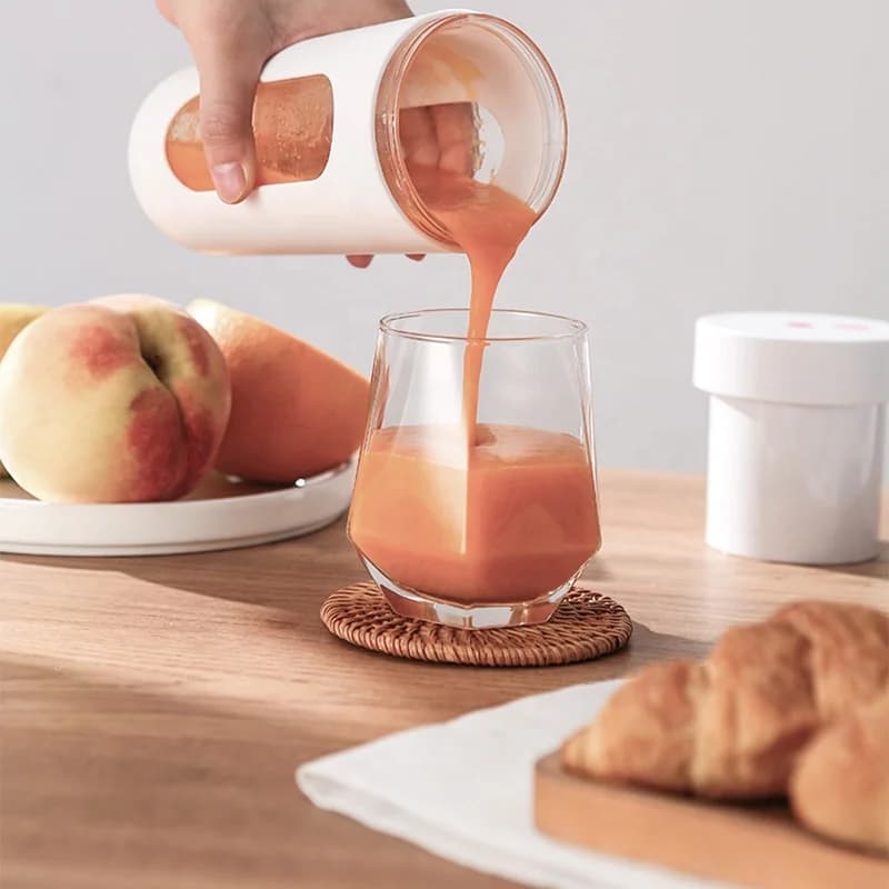 Small Portable Juicing Cup Household Small Fruit and Vegetable Machine Multifunction Mini Wireless Fruit Juice Extractor 6