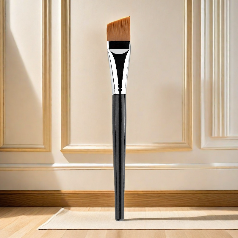 Knife Edge Foundation Brush